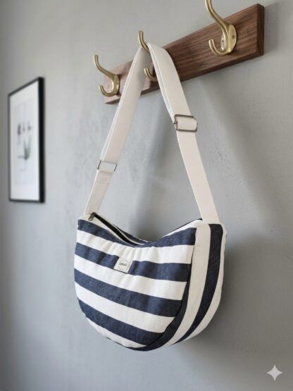Bolso con estampado a rayas